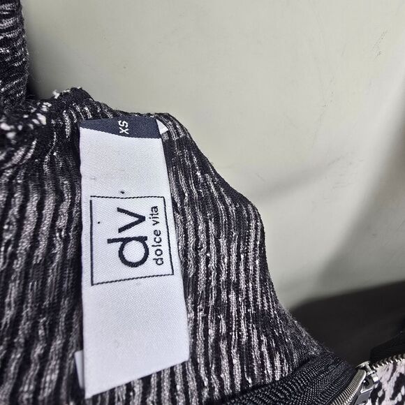 Dolce vita xs dress R7 - Picture 4 of 4